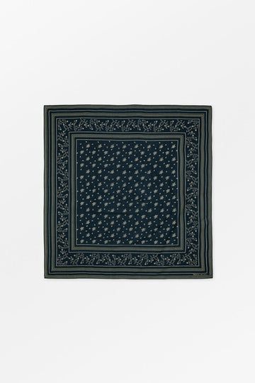 Classic Scarf 90x90 Navy/Beige/Cream