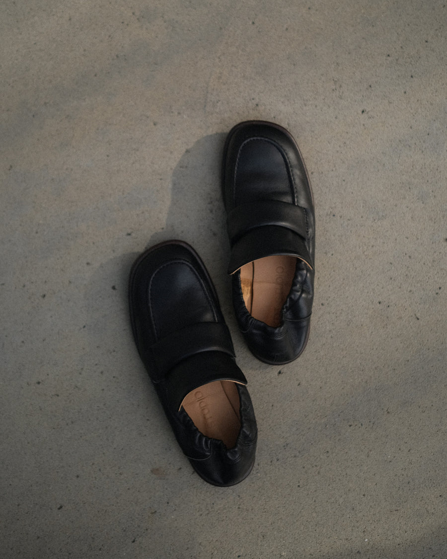 Alisa Smooth Leather Loafers Black