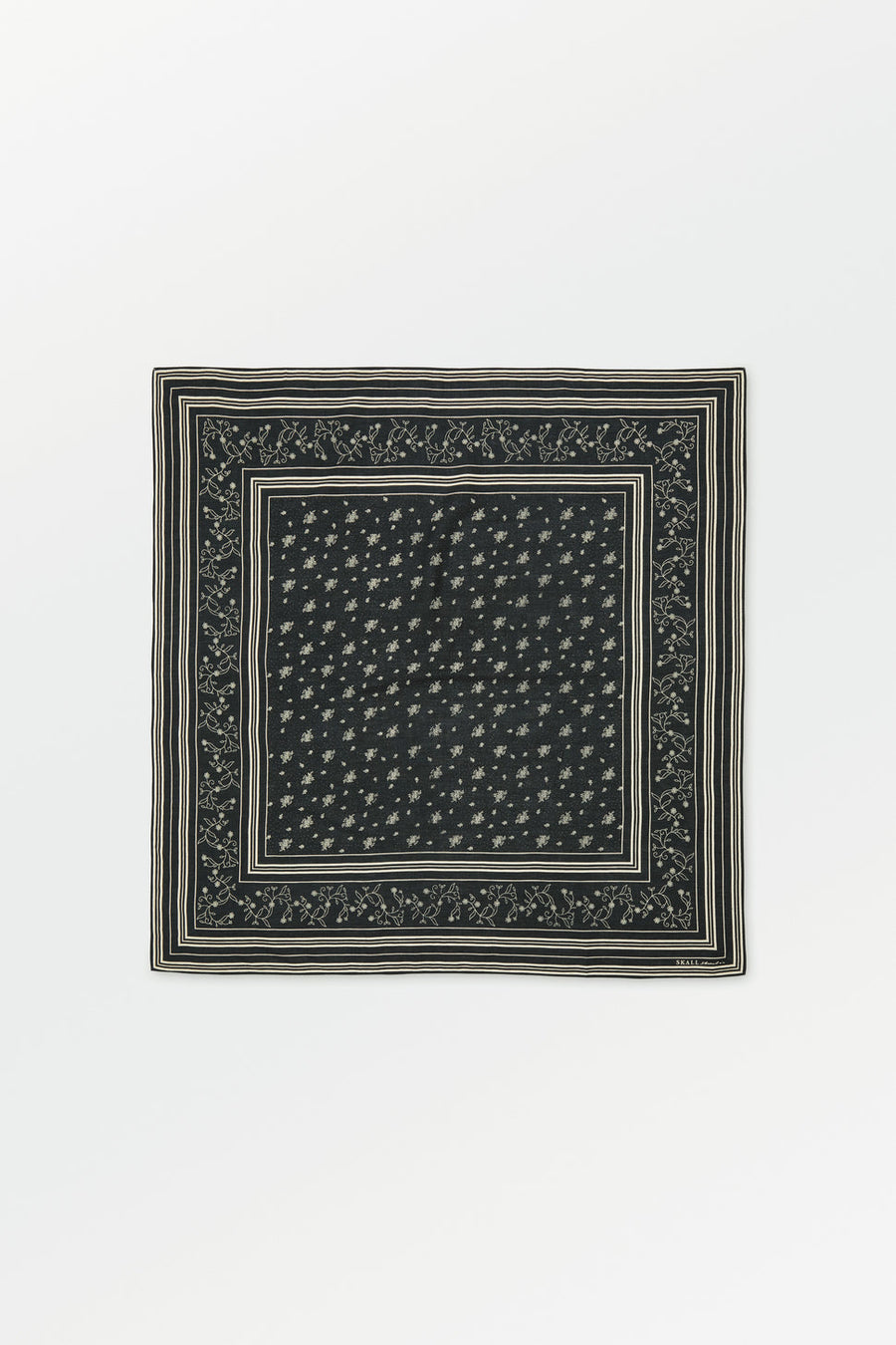 Classic Scarf 90x90 Black/Oatmeal