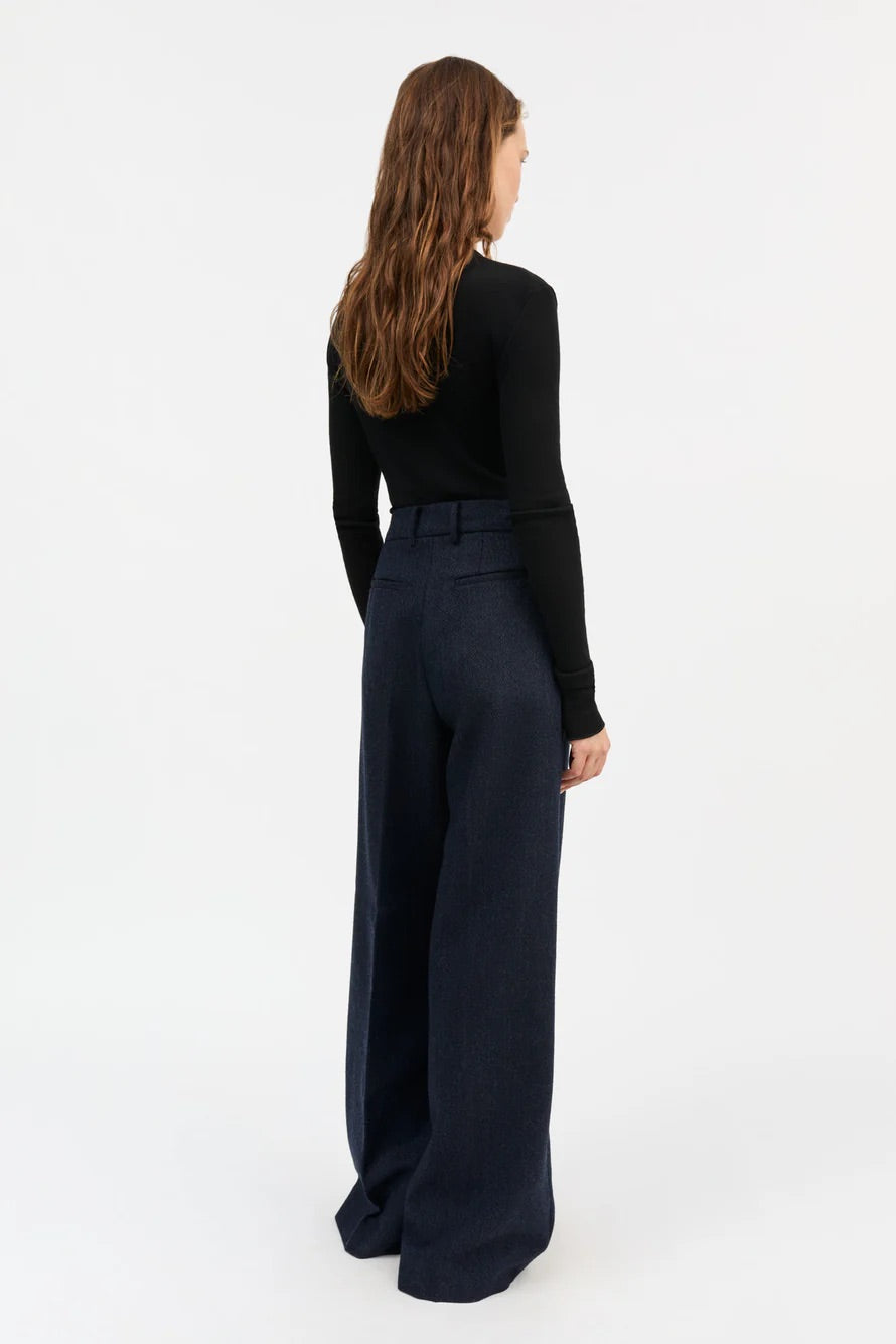 Amy O-Neck Blouse Black