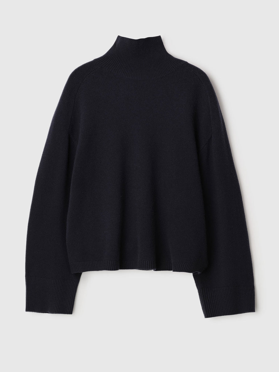 Cape Cod Turtleneck Sweater Navy
