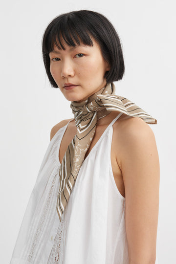 Classic Scarf 90x90 Moss/White/Black