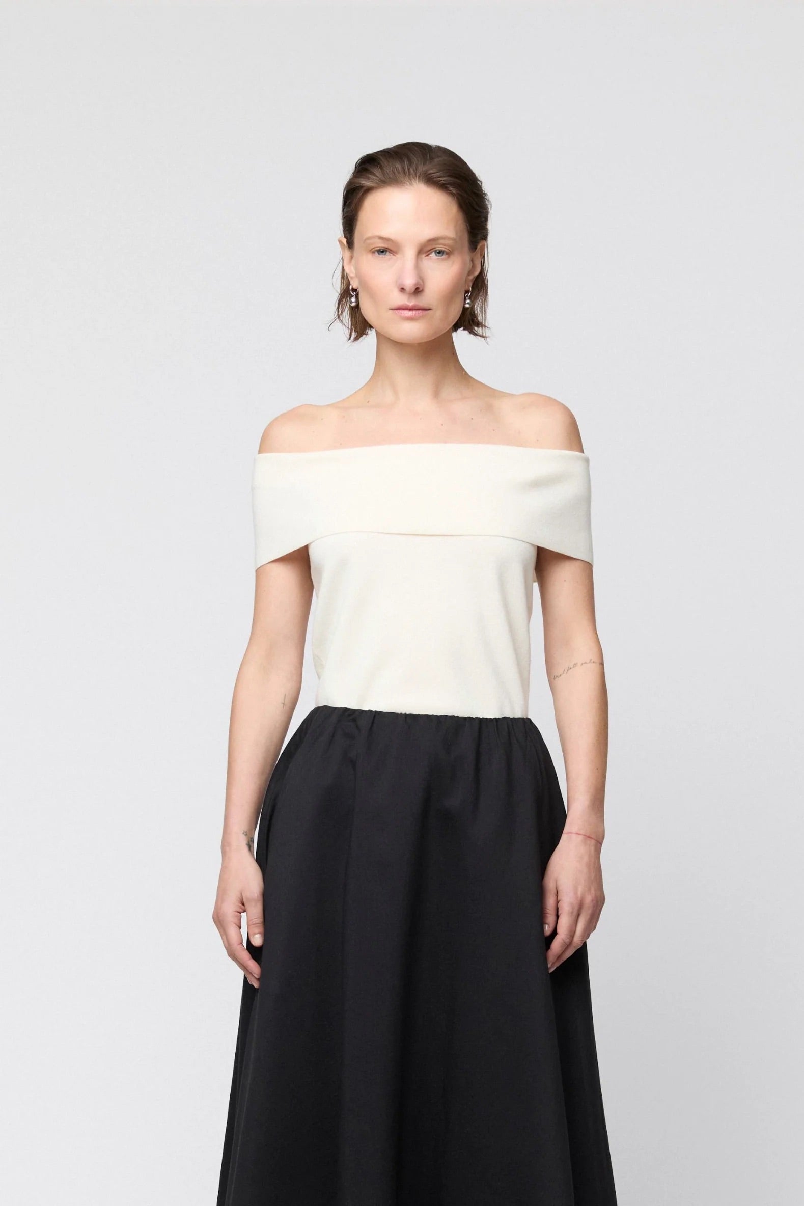 Compact Knit Off Shoulder Top - Macadamia