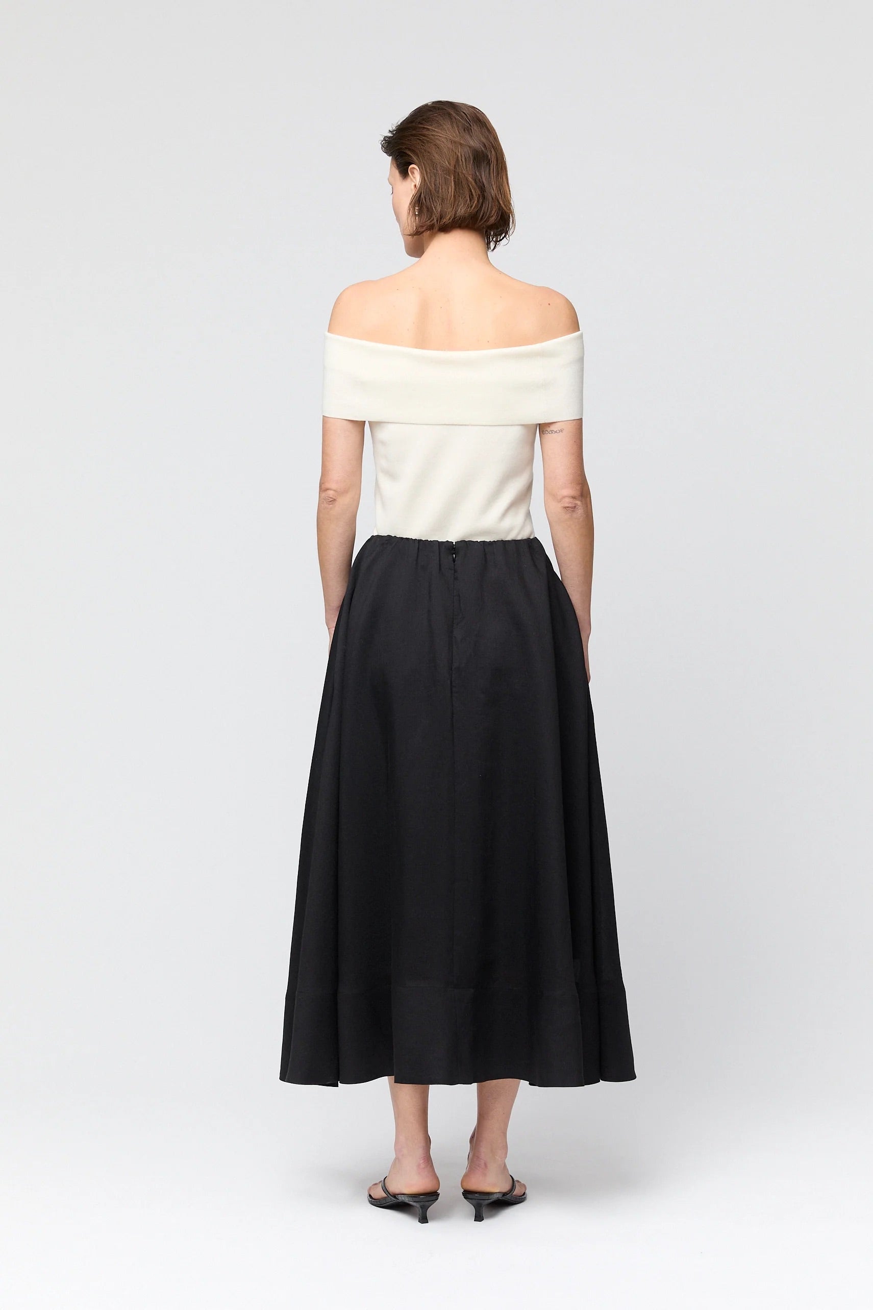 Compact Knit Off Shoulder Top - Macadamia