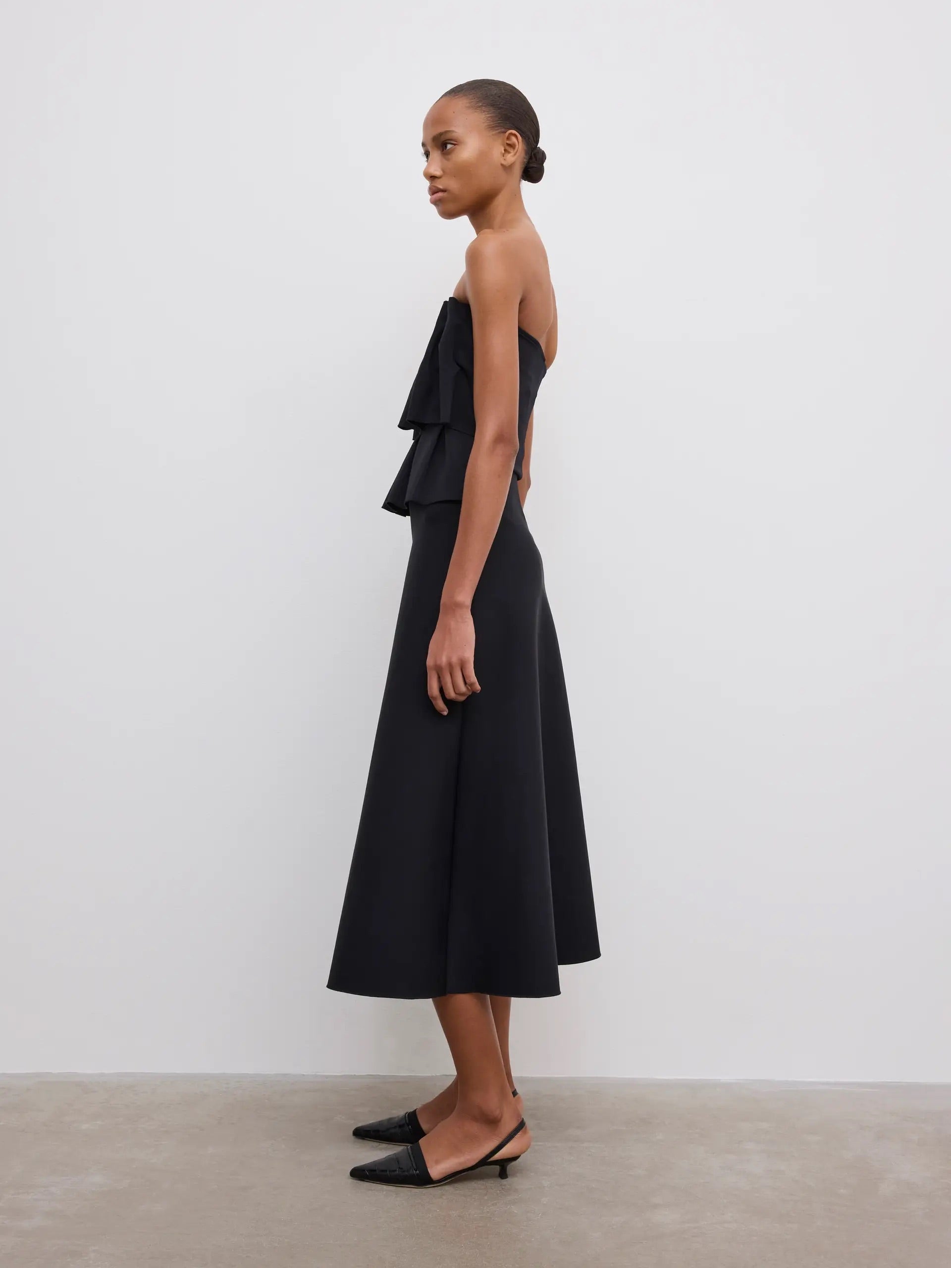 Sculpted Tube Top - Black