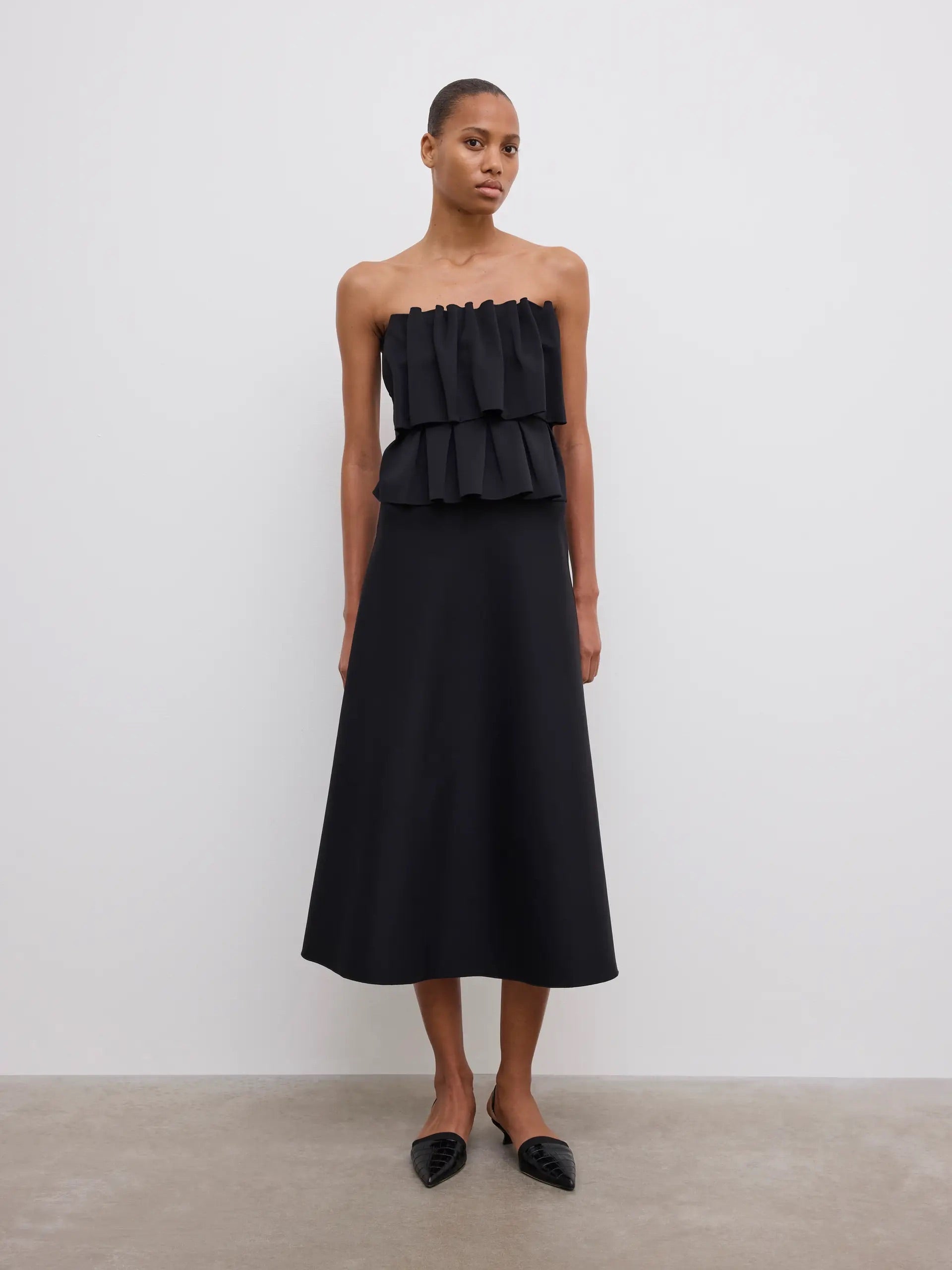 Sculpted Tube Top - Black