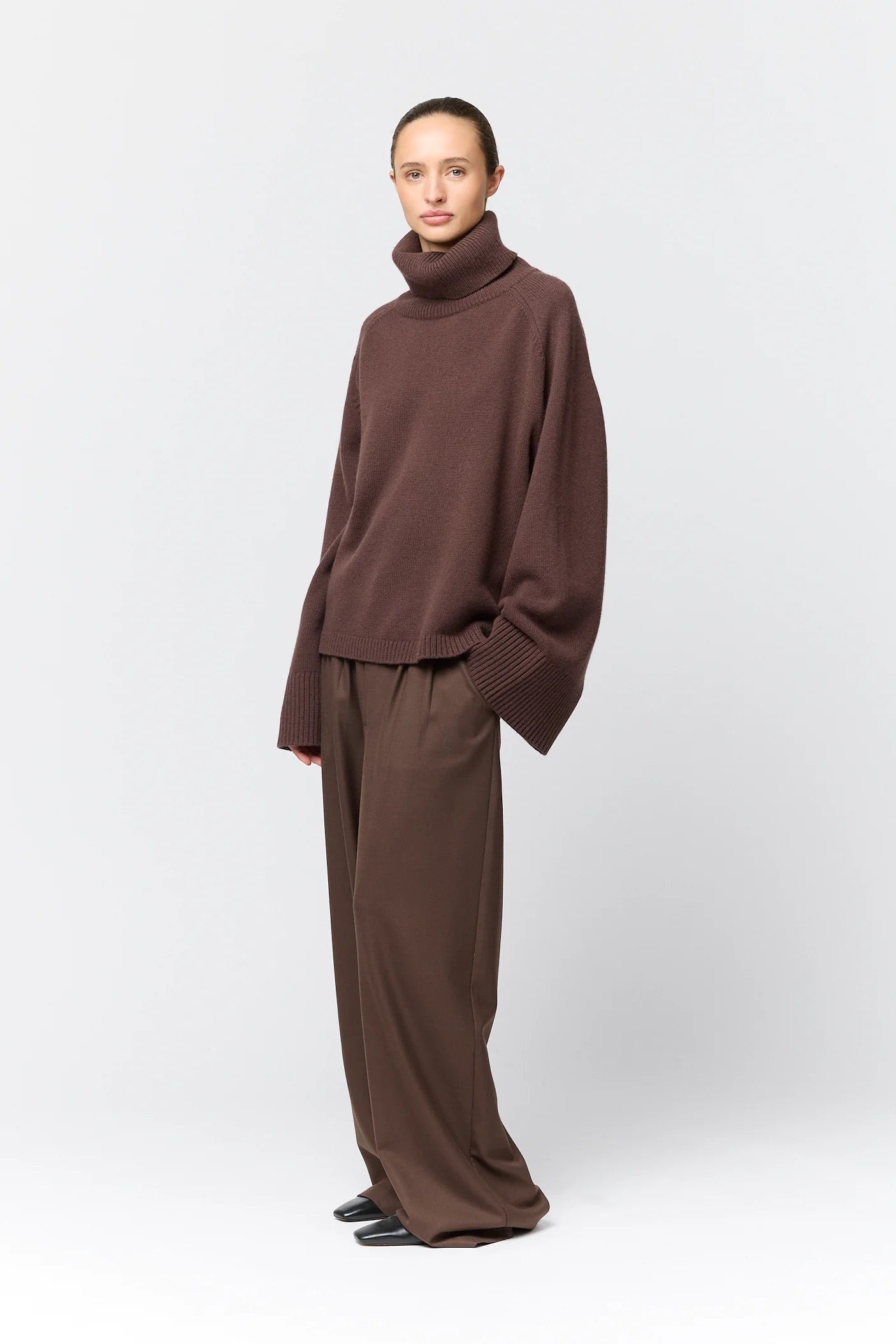 Issa Turtleneck Sweater - Dark Olive
