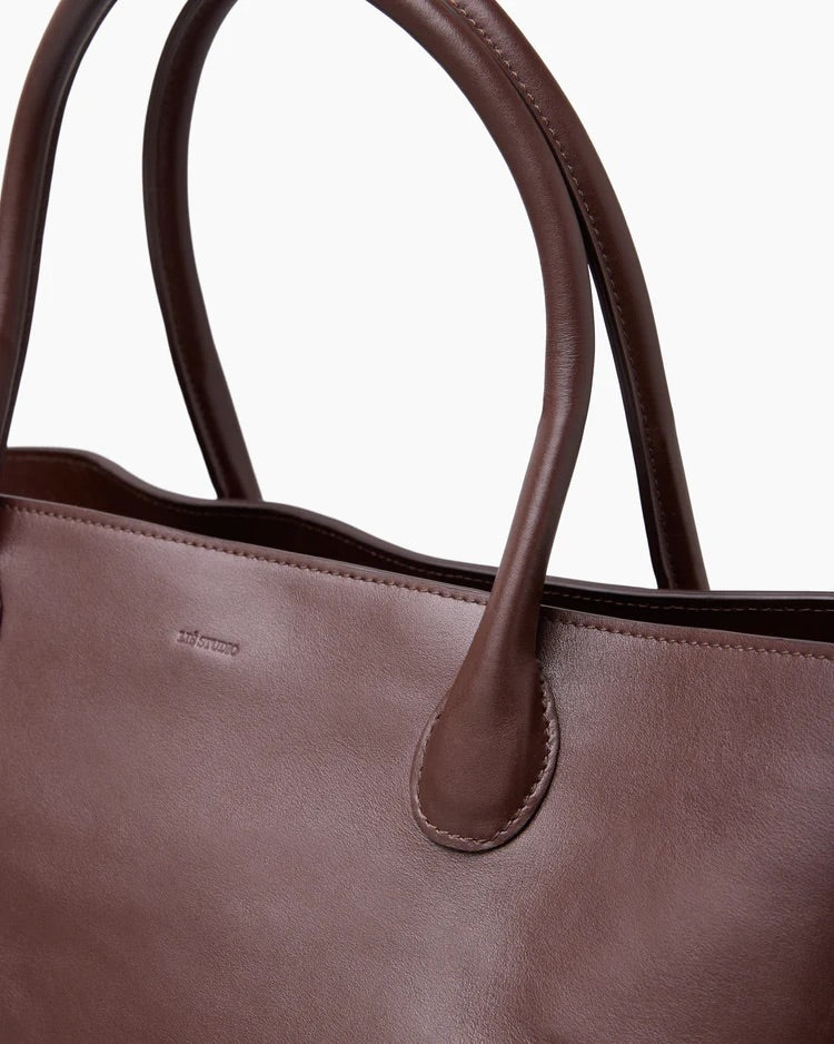 The Grace Tote Sepia Brown - ensemble
