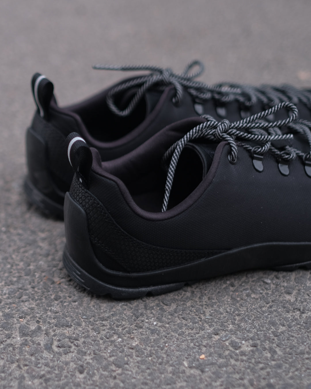 Jasper Sneaker - Flux Black