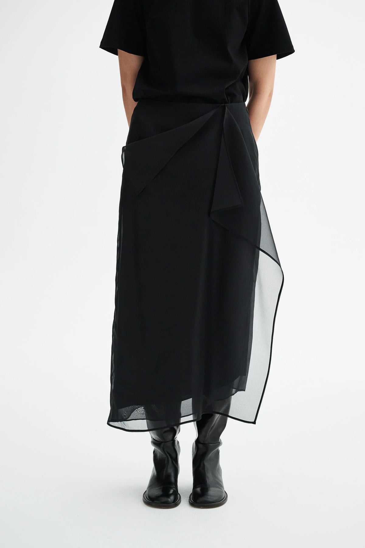 Niri Silk Organza Skirt - Black Quartz