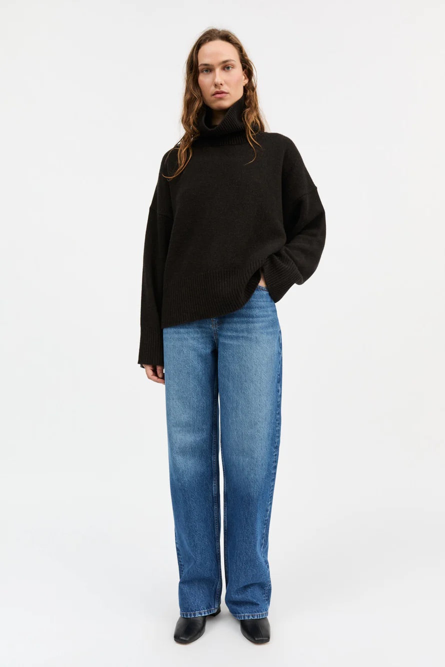 Silene T-neck Deep Brown