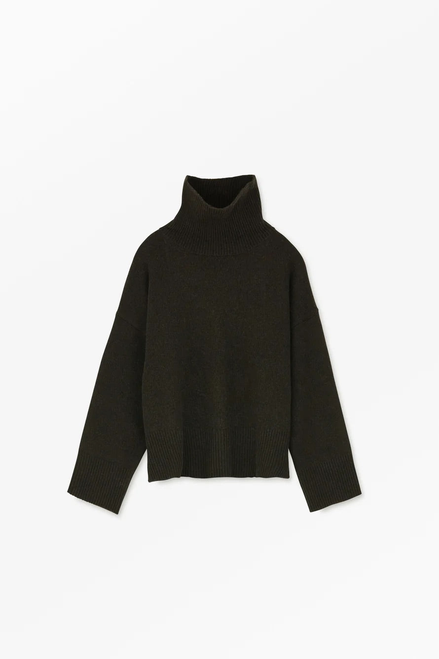 Silene T-neck Deep Brown
