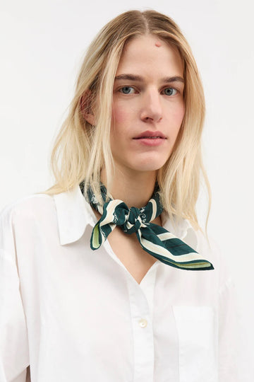 Skall Classic Scarf 55x55 Pine Green