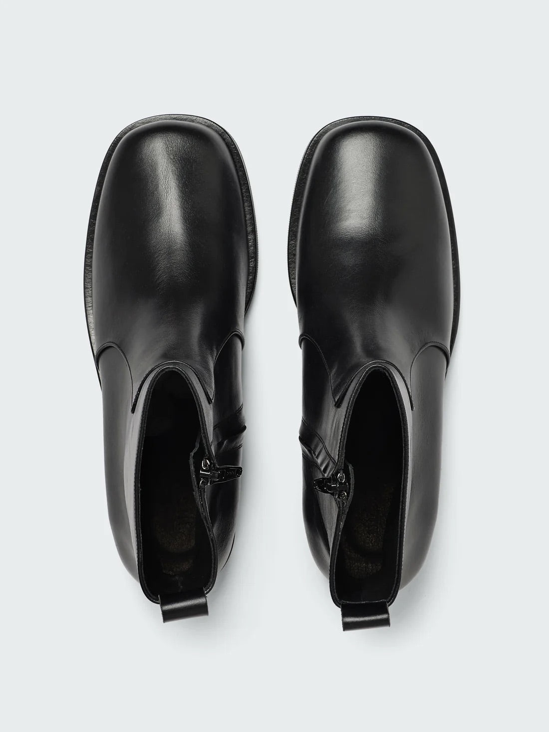 Square Boot - Black