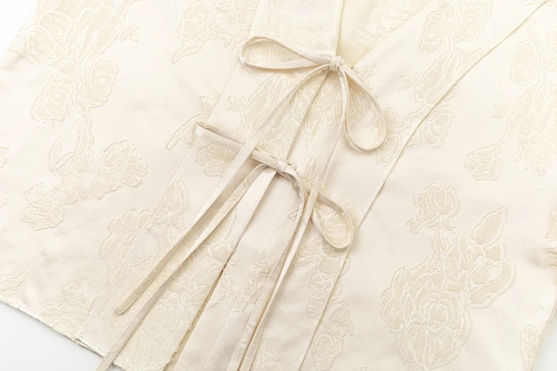 Cleo Jaquard Blouse - Ivory